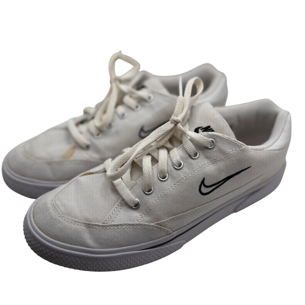 Nike Women's Size 8 White Canvas Low Top Sneakers Casual Lace Up‎ Athletic Shoes